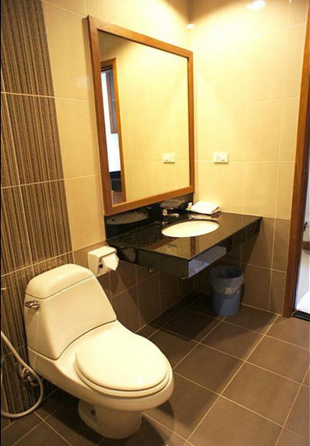 D Apartment Pattaya Bagian luar foto